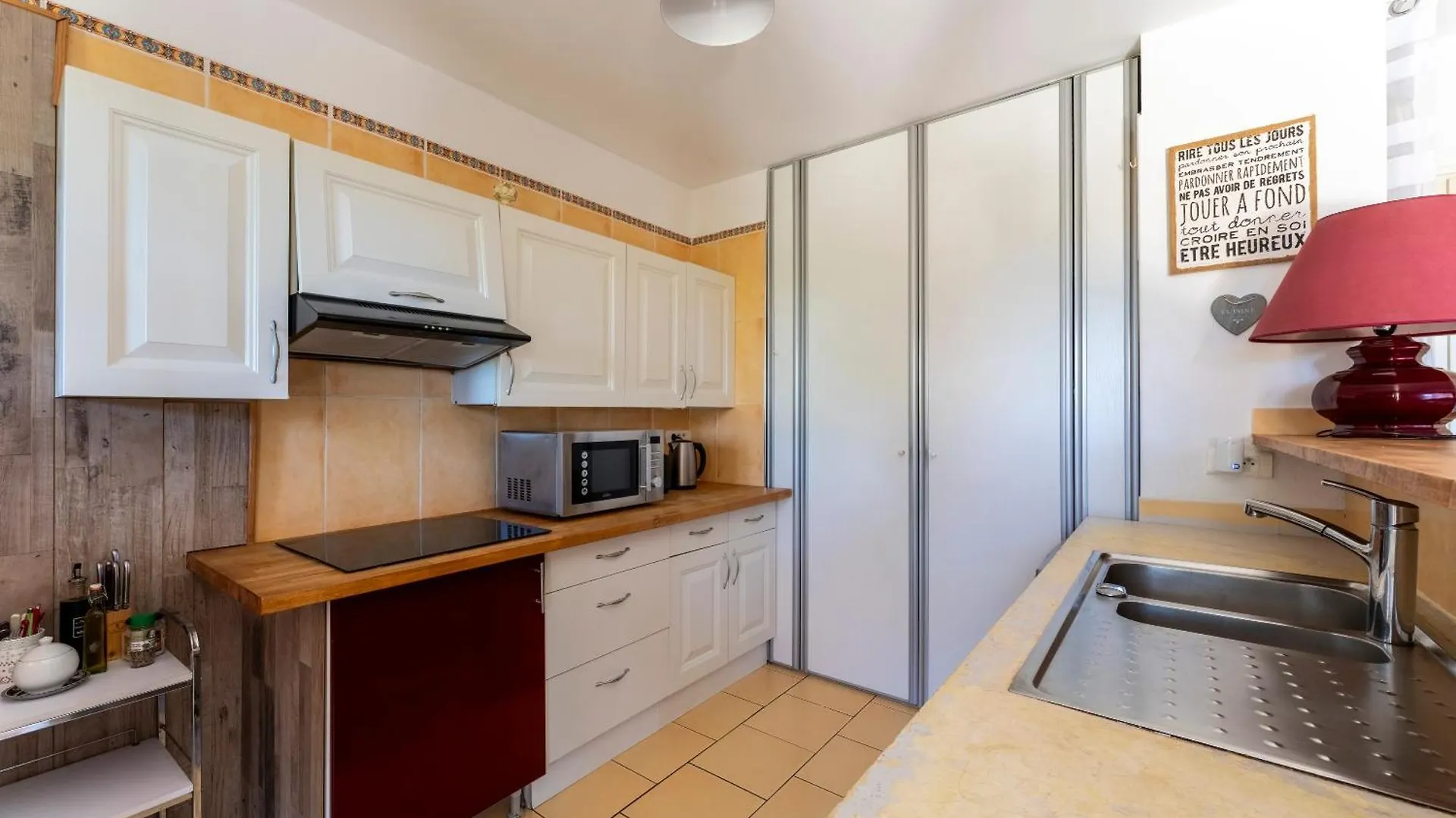 Holiday home Maison De Vacances Provence Tarascon